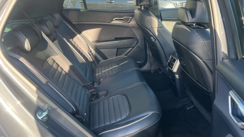 Kia Sportage 1.6T GDi 241 PHEV GT-Line S 5dr Auto AWD Estate